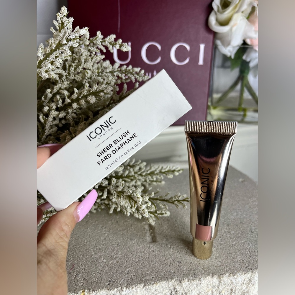 NIB - ICONIC London - Sheer Blush - Fresh Faced